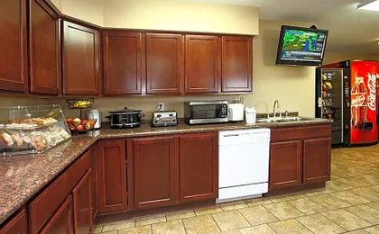 New Victorian Inn & Suites-Kearney