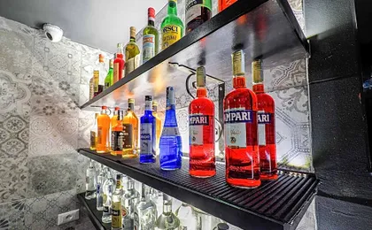 Alessandro Palace & Bar