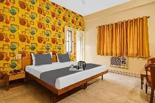 Capital O Samrat Palace Near Nampally Station