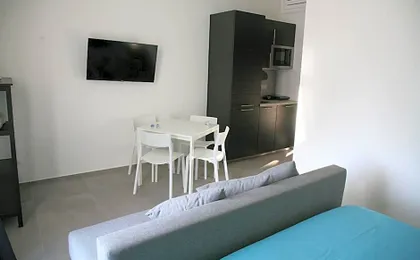ALYSSA HOUSE