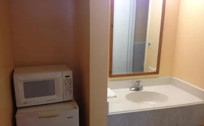 Fort Eustis Inn