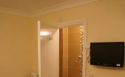 Sapphire Hotel