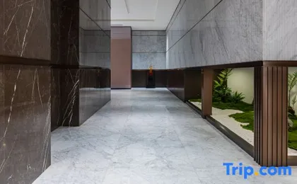 Yashan Tianlai S High-Rise Hotel (Chengdu chunxi road Tianfu Square)