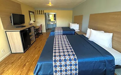 Discovery Inn