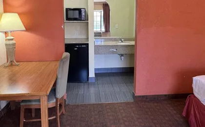 Travelodge by Wyndham Lubbock