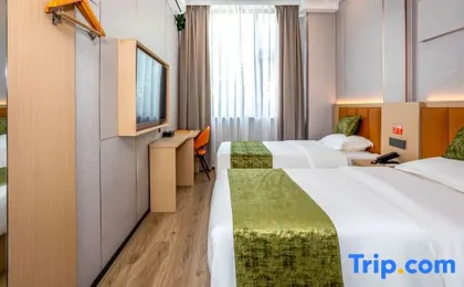 Shell Hotel (Shanghai Zhuanqiao Subway Station Fanan Road)