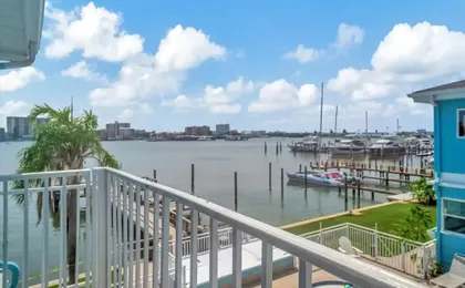 Corner Balcony Suite Across From Beach htd Pool