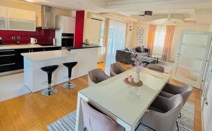 Apartments Lupe