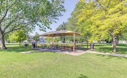 Dog-friendly Port Clinton Home: Walk to Lake Erie!