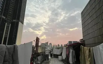 Shenzhen Yuanfeng Apartment (Yifang Tiandi Longhua Metro Station)