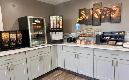 Super 8 By Wyndham Great Falls City Center