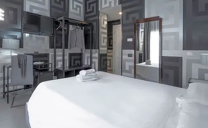 Hotel Deco