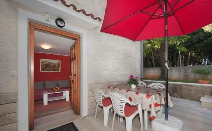 Mihaela Apartments