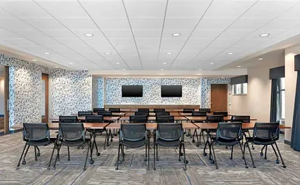 Courtyard by Marriott Milwaukee Brookfield at Poplar Creek