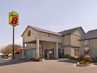 Super 8 Tulsa OK