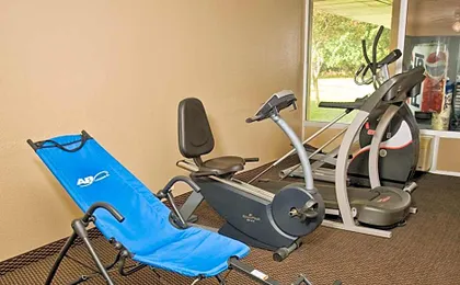 Express Inn & Suites