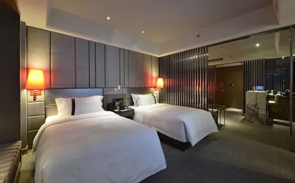 Rhombus Park Aura Chengdu Hotel