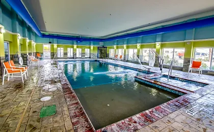 Holiday Inn Express & Suites Raymondville By IHG