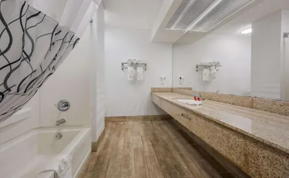 Surestay Hotel by Best Western Tuscaloosa Southeast