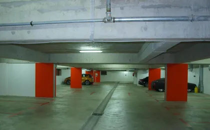 Lucia Exclusive with Parking in the Garage