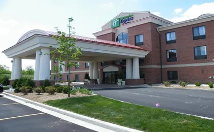 Holiday Inn Express & Suites Lansing-Dimondale