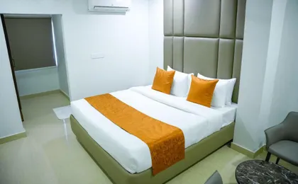 Hotel Savera Residency