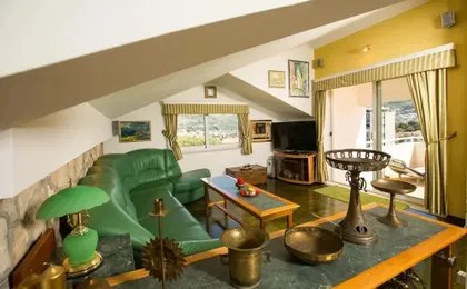 5 Bedroom Holiday Home With Balcony