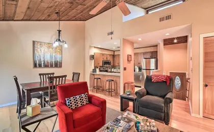 Sunny Sapphire Townhome w/ Resort Amenities!