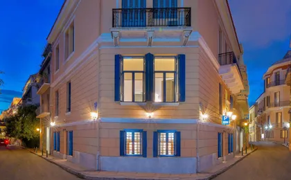 Art Pantheon Apartment (Three-Bedrooms)