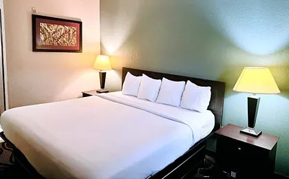 Baymont Inn & Suites by Wyndham Lincoln NE