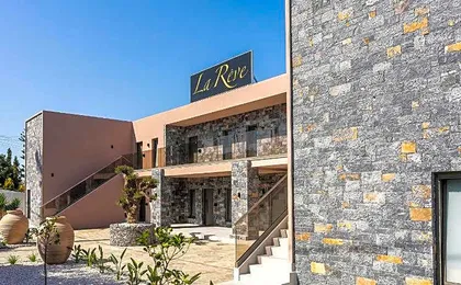 La Rêve Luxury Apartments