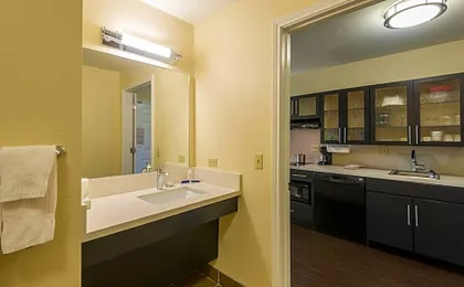 Candlewood Suites Del City By IHG