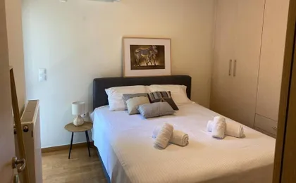 Lovely Apartment with Garden And Indoor Fireplace!