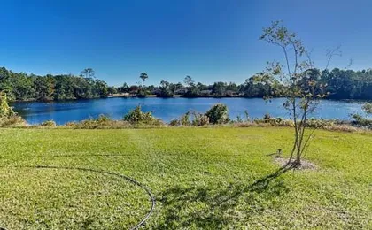 Sea Breeze Lake Villa B by Distinctive Beach Rentals