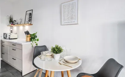 Traber Apartments Studio Kaffee Terrasse & Parken