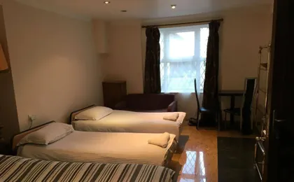 Aron Guest House