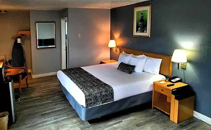 Metropolitan Inn