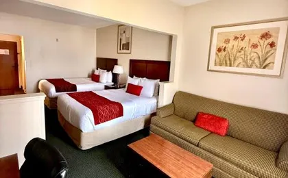Ramada by Wyndham Denver International Airport
