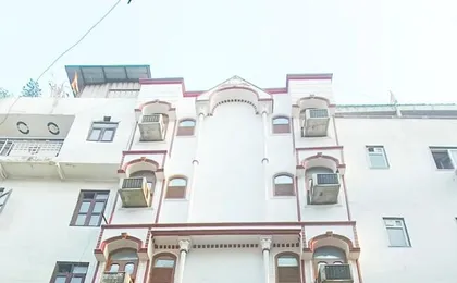 Hotel J R International