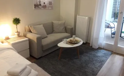 Studio Posh with garden in Kolonaki