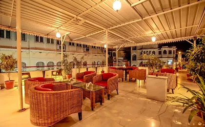 Hotel Devraj Niwas on Lake Pichola Udaipur