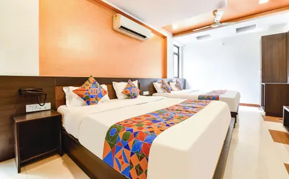 Fabhotel Sanjay Palace