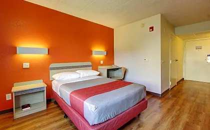 Motel 6-York, PA - North