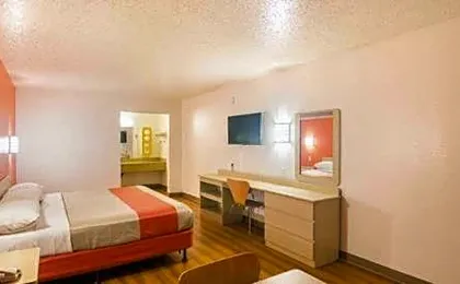 Motel 6 Cartersville, GA