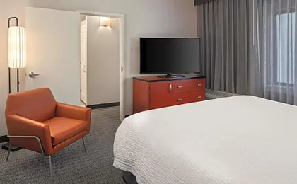 Courtyard By Marriott Chicago Waukegan/Gurnee