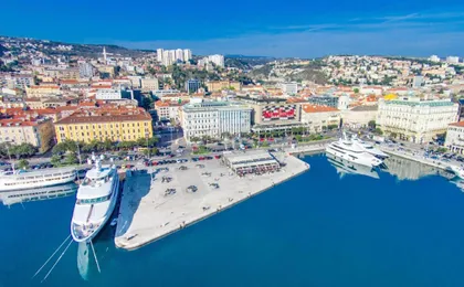 Apartments with Wifi Rijeka - 17629
