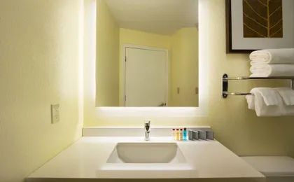 Mainstay Suites Detroit Farmington Hills