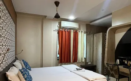 Hotel Green Leaf Regency by Oyo Rooms