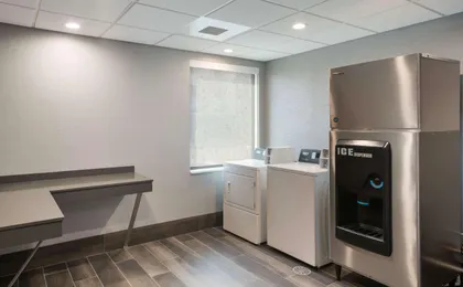 Comfort Suites Southwest Kennewick