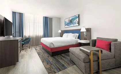 Hampton Inn & Suites Baltimore-Inner Harbor